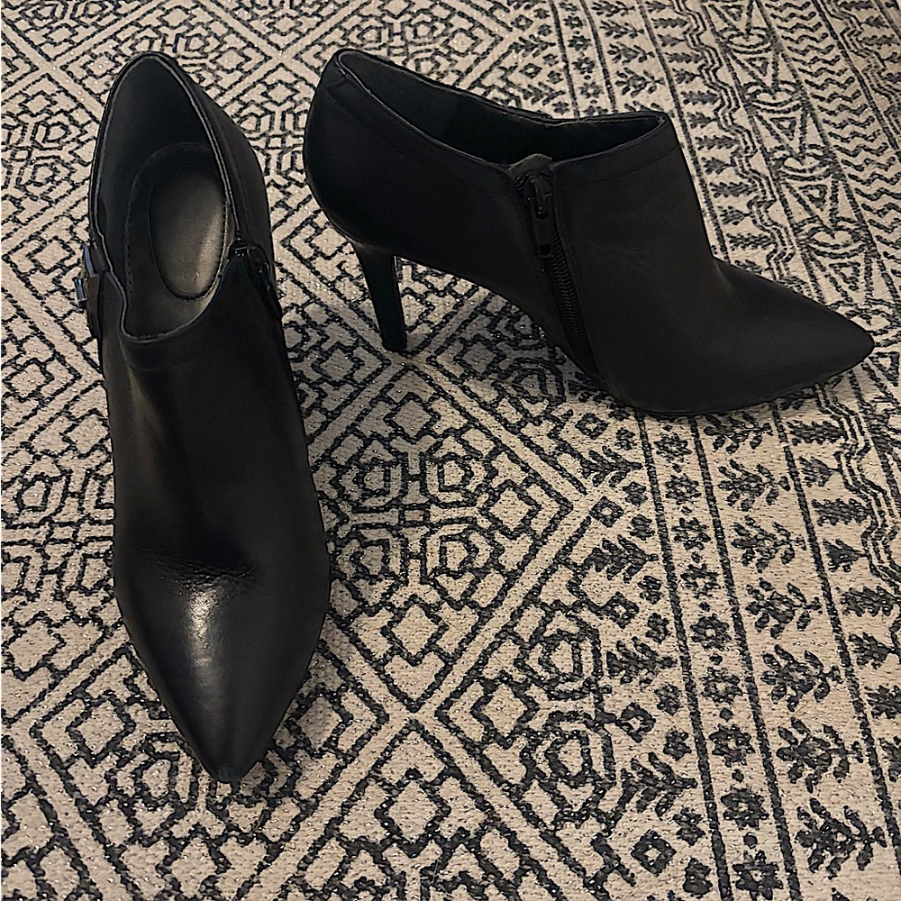 Maripe brand black heeled booties
